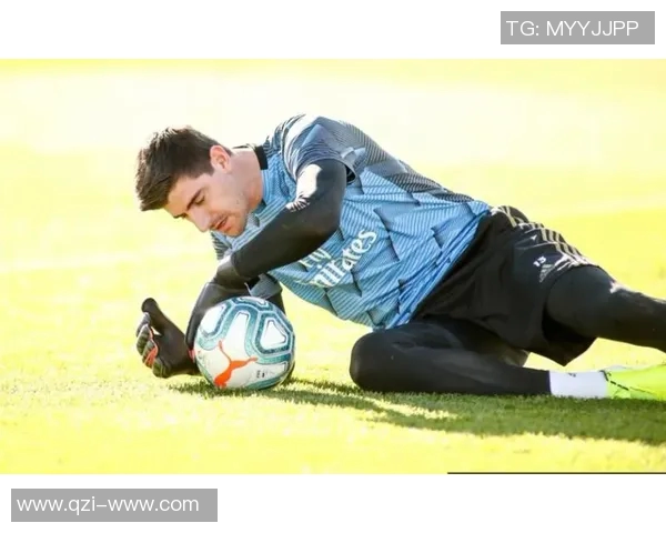 库尔图瓦的辉煌之路：从青涩小将到世界顶级门将的传奇历程