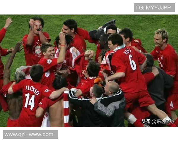 曼联与伊斯坦布尔精彩对决回顾全场集锦与精彩瞬间分析