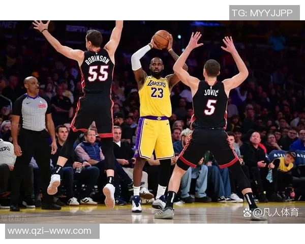 湖人队与热火队12月精彩对决回顾及赛季前景分析 湖人队与热火队12月精彩对决回顾及赛季前景分析