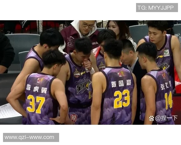 青岛与北京激战正酣12cba赛场上演精彩对决引发球迷热议